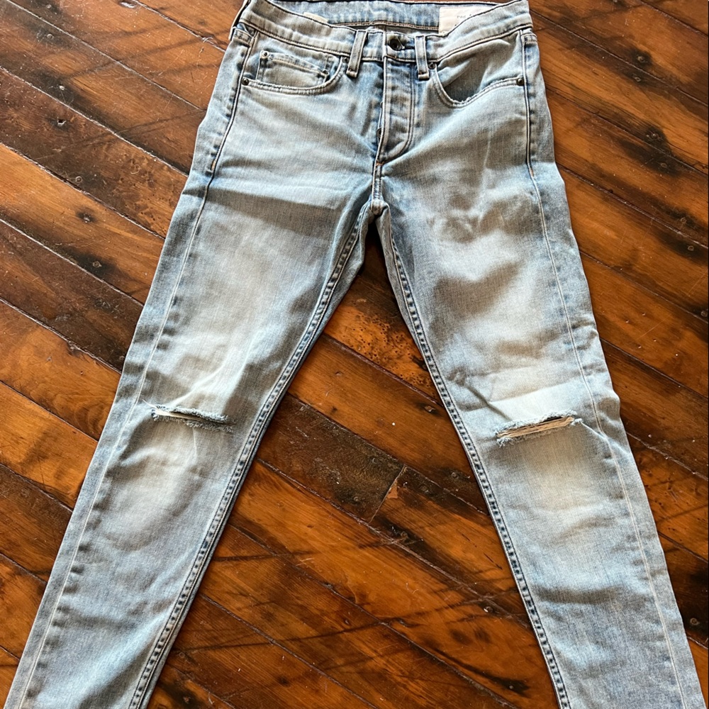Rag & Bone ripped jeans 28